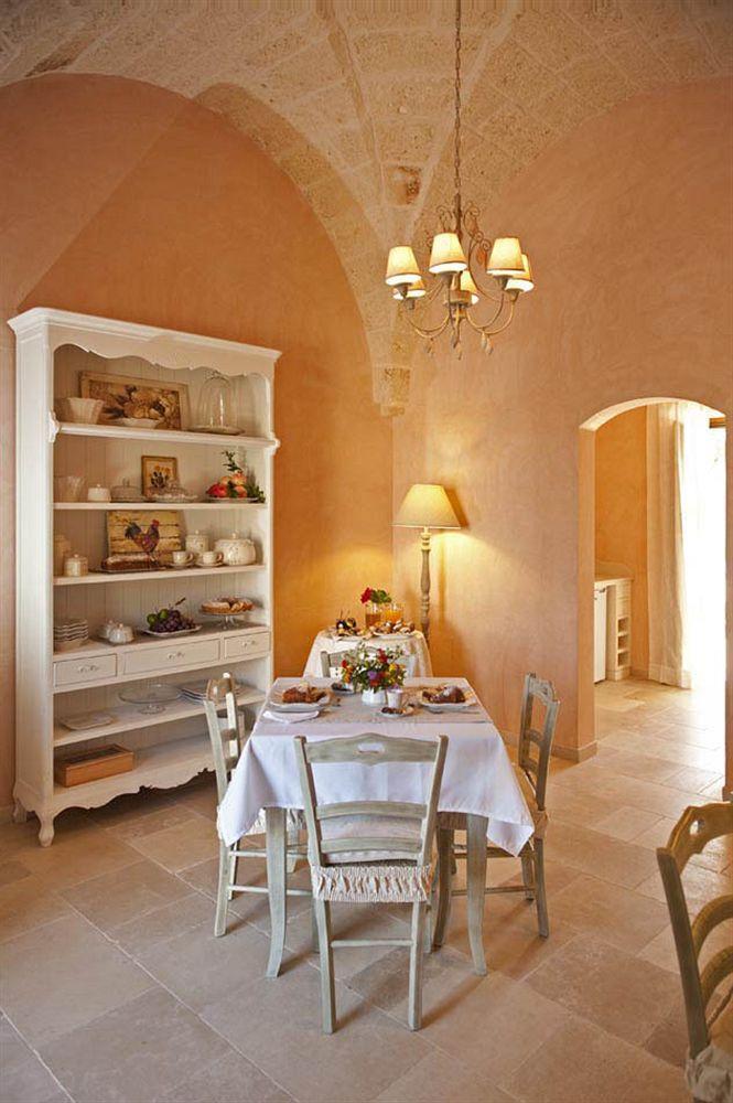 Donna Lucrezia Guest House Pezze Di Greco Exterior foto